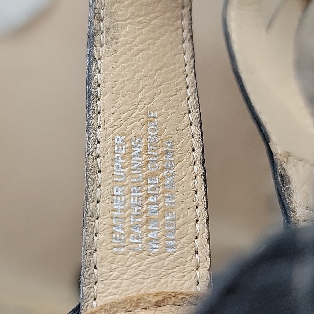 Miz Mooz Womens "Spicy" Leather Cut-Out Strappy Wedge Sandal Black Sz 42/10.5-11 - Picture 11 of 12